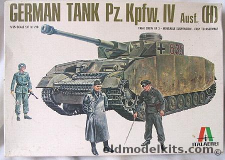 Italaerei 1/35 Panzer. Kpfw. IV (H) Tank, 218 plastic model kit